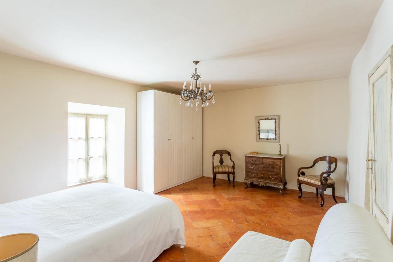Palazzo Mia By Icasamia It Appartement Castello Cabiaglio Buitenkant foto