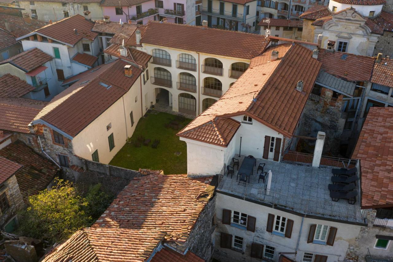 Palazzo Mia By Icasamia It Appartement Castello Cabiaglio Buitenkant foto