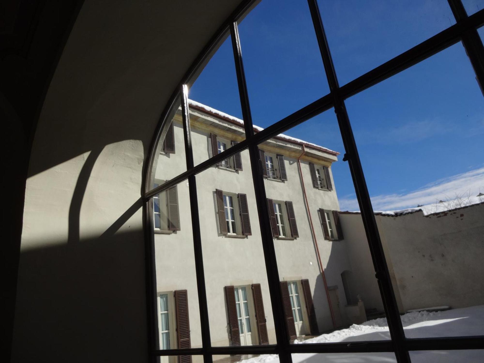 Palazzo Mia By Icasamia It Appartement Castello Cabiaglio Kamer foto